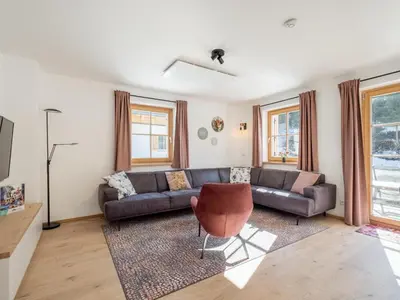 Ein Sitzbereich in der Unterkunft Haus Lilyan