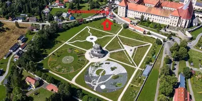 Blick auf Ferienwohnung Stiftsgartenblick aus der Vogelperspektive