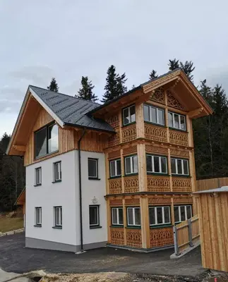 Das Gebäude in dem sich die Ferienwohnung befindet