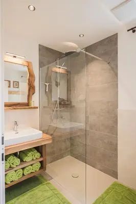 Ein Badezimmer in der Unterkunft Ferienwohnungen Villa Salzweg