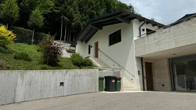Das Gebäude in dem sich die Ferienwohnung befindet