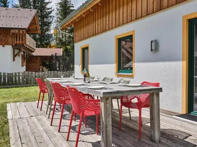 Das Gebäude in dem sich das Chalet befindet