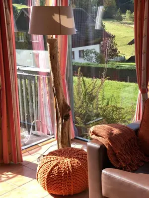 Ein Sitzbereich in der Unterkunft Auszeit-Hohentauern