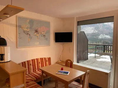 TV/Unterhaltungsangebot in der Unterkunft Wohnung 35m2 mit Traum Panorama und 30m2 Terrasse