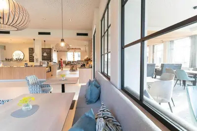 Ein Sitzbereich in der Unterkunft Apart & Suiten Hotel WEIDEN