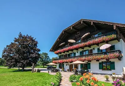 Ein Garten an der Unterkunft Im Ramsen - Familie Baier