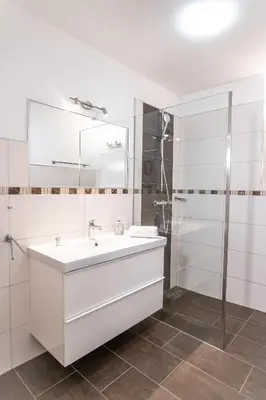Ein Badezimmer in der Unterkunft alpsrental Apartments Freja Obertauern