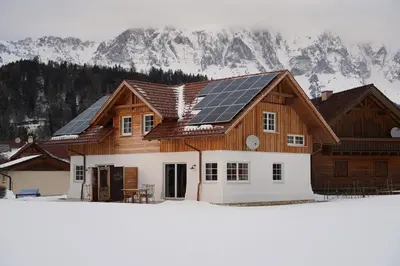 Chalet - Apartment - Mit Liebe dekoriert im Winter