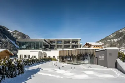 Ein allgemeiner Bergblick oder ein Berglick von des Hotels aus
