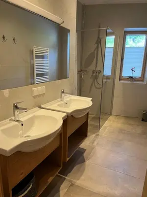 Ein Badezimmer in der Unterkunft Appartementhaus Resch