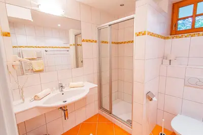 Ein Badezimmer in der Unterkunft Soldanella 8 by Alpenidyll Apartments