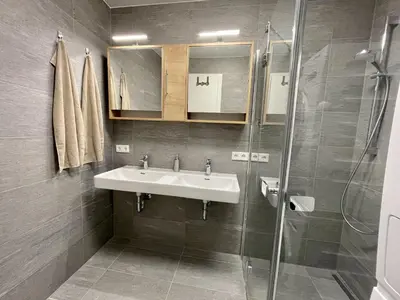 Ein Badezimmer in der Unterkunft Panorama Lodge Mountainview 208