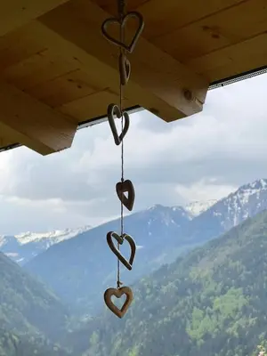 Ein allgemeiner Bergblick oder ein Berglick von der Ferienwohnung aus