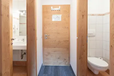 Ein Badezimmer in der Unterkunft Wander- und Familienhotel Erika