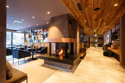 Ein Sitzbereich in der Unterkunft THE MATTHEW - Copper Lodge