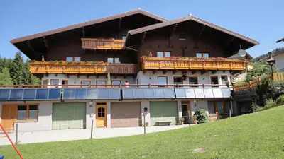 Das Gebäude in dem sich das Bed & Breakfast befindet