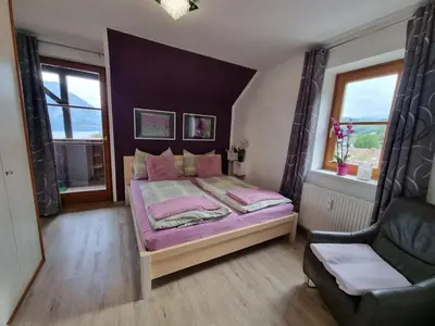 Ein Bett oder Betten in einem Zimmer der Unterkunft Auszeit am Traunsee