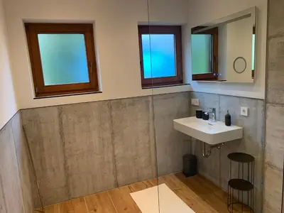 Ein Badezimmer in der Unterkunft Appartments Zirbennest