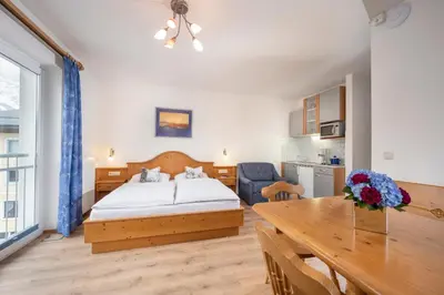 Ein Bett oder Betten in einem Zimmer der Unterkunft MIA Appartements - non-serviced Appartements