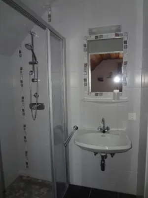 Ein Badezimmer in der Unterkunft Pfeifferhof