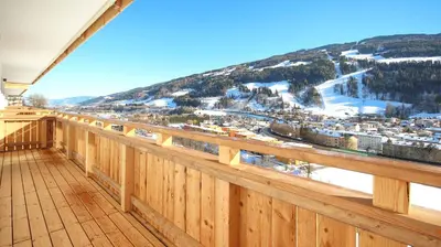 Ein allgemeiner Bergblick oder ein Berglick von der Ferienwohnung aus