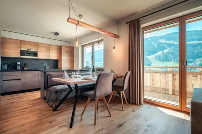 Küche/Küchenzeile in der Unterkunft Sun Side by Schladming-Appartements
