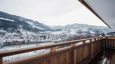 Ein allgemeiner Bergblick oder ein Berglick von der Ferienwohnung aus