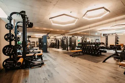 Das Fitnesscenter und/oder die Fitnesseinrichtungen in der Unterkunft Aparthotel Rubinius