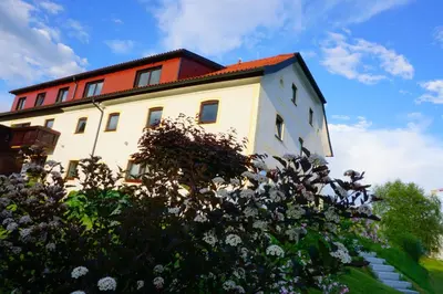 Ein Garten an der Unterkunft Appartementhaus Fritz-Rosenkranz