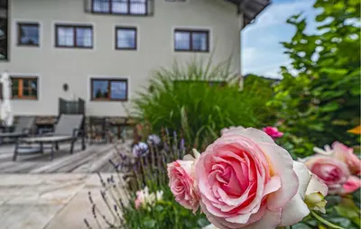 Ein Garten an der Unterkunft Ferienwohnung In Wagrain
