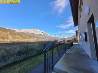 Ein allgemeiner Bergblick oder ein Berglick von der Ferienwohnung aus
