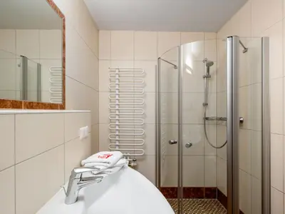 Ein Badezimmer in der Unterkunft Apartment Appartement 3 by Interhome