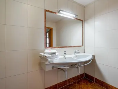 Ein Badezimmer in der Unterkunft Apartment Appartement 2 by Interhome