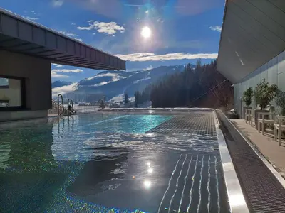 Ein allgemeiner Bergblick oder ein Berglick von des Hotels aus
