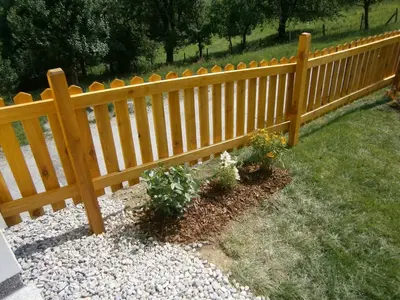Ein Garten an der Unterkunft Landgut Feuersang