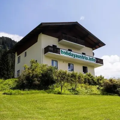 Chalet selfcatering 30 beds Parking pets welcome