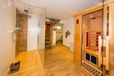 Ein Badezimmer in der Unterkunft Landhaus Alpin