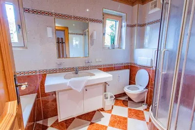 Ein Badezimmer in der Unterkunft Bergidyll 5 by Alpenidyll Apartments