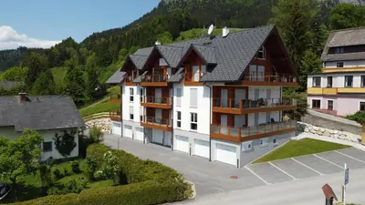 Ein allgemeiner Bergblick oder ein Berglick von der Ferienwohnung aus
