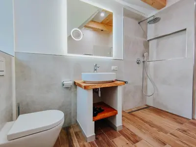 Ein Badezimmer in der Unterkunft Downhill Lodge Tauplitz