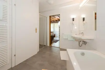 Ein Badezimmer in der Unterkunft City Life 2 by Alpenidyll Apartments