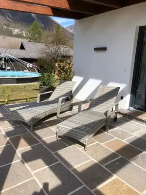 Der Swimmingpool an oder in der Nähe von Bergmoment Apartments