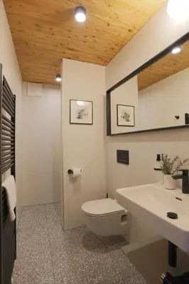 Ein Badezimmer in der Unterkunft Schneiderhaus