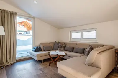 Ein Sitzbereich in der Unterkunft Penthouse „Das Besenhaus“