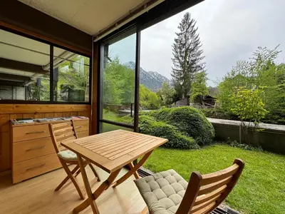 Ein allgemeiner Bergblick oder ein Berglick von der Ferienwohnung aus