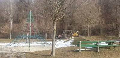 Ein Kinderspielbereich in der Unterkunft Gartenappartement Leonsberg
