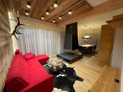 Ein Sitzbereich in der Unterkunft Planai Penthouse Royal