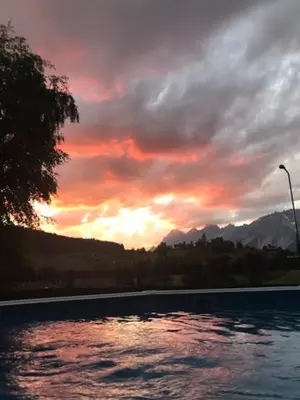 Ein allgemeiner Bergblick oder ein Berglick von der Ferienwohnung aus