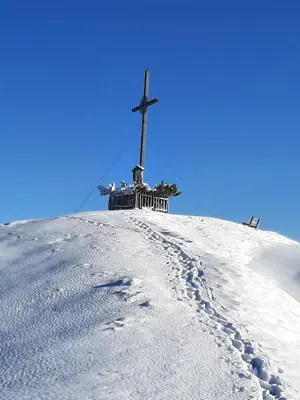 Vorderkreuzsaalgut Rettenwender Gertraud im Winter