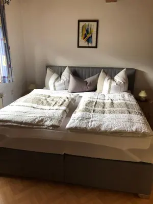 Ein Bett oder Betten in einem Zimmer der Unterkunft Ferienwohnung im Nationalpark Gesäuse